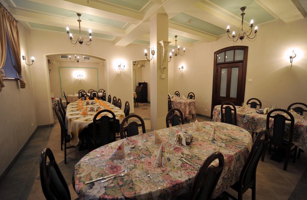 Hotel Stary Malbork Extérieur photo